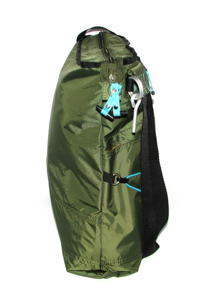 Сумка на плечо INVICTA SHOULDER COLD BLOOD green Сумка на плечо INVICTA SHOULDER COLD BLOOD green